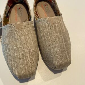 NWT, Bobs from Skechers casual flats